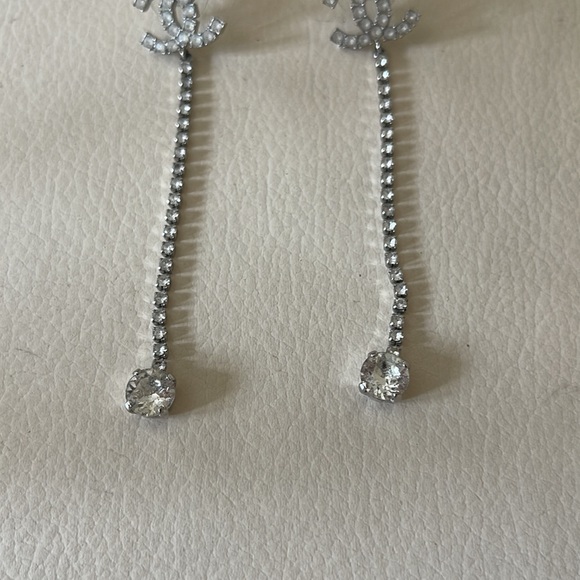 Chanel CC Silver Earrings with Baguette & Round Crystals - Picture 4 of 4